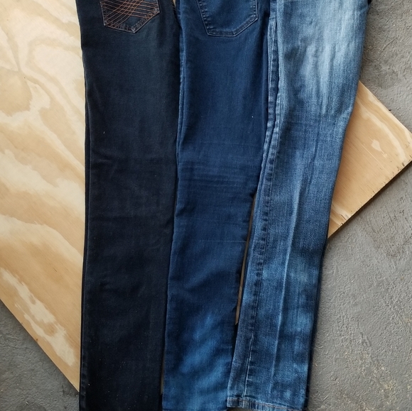 Gap & Rue 21 light, medium, & dark wash - Picture 3 of 7